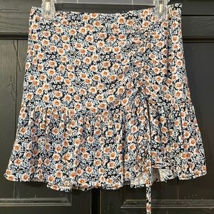 Flower power skirt with flare!